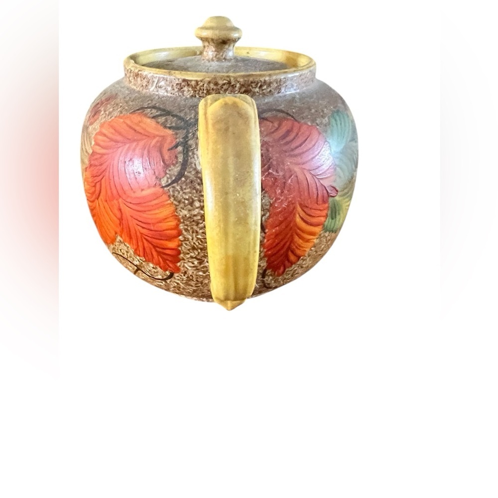 Vintage English Teapot with Leaf and Berry Design - Picture 3 of 6